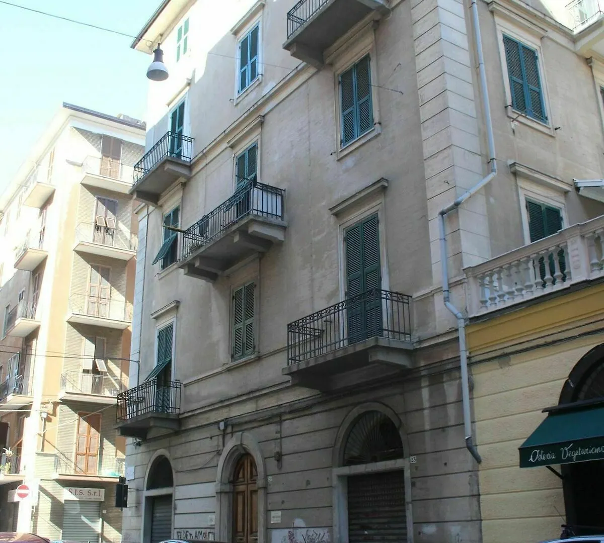 Apartment With 2 Bedrooms In La Spezia, With Terrace And Wifi - 12 Km